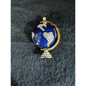 Vintage Globe Pin Brooch Blue Enamel Gold Tone J13